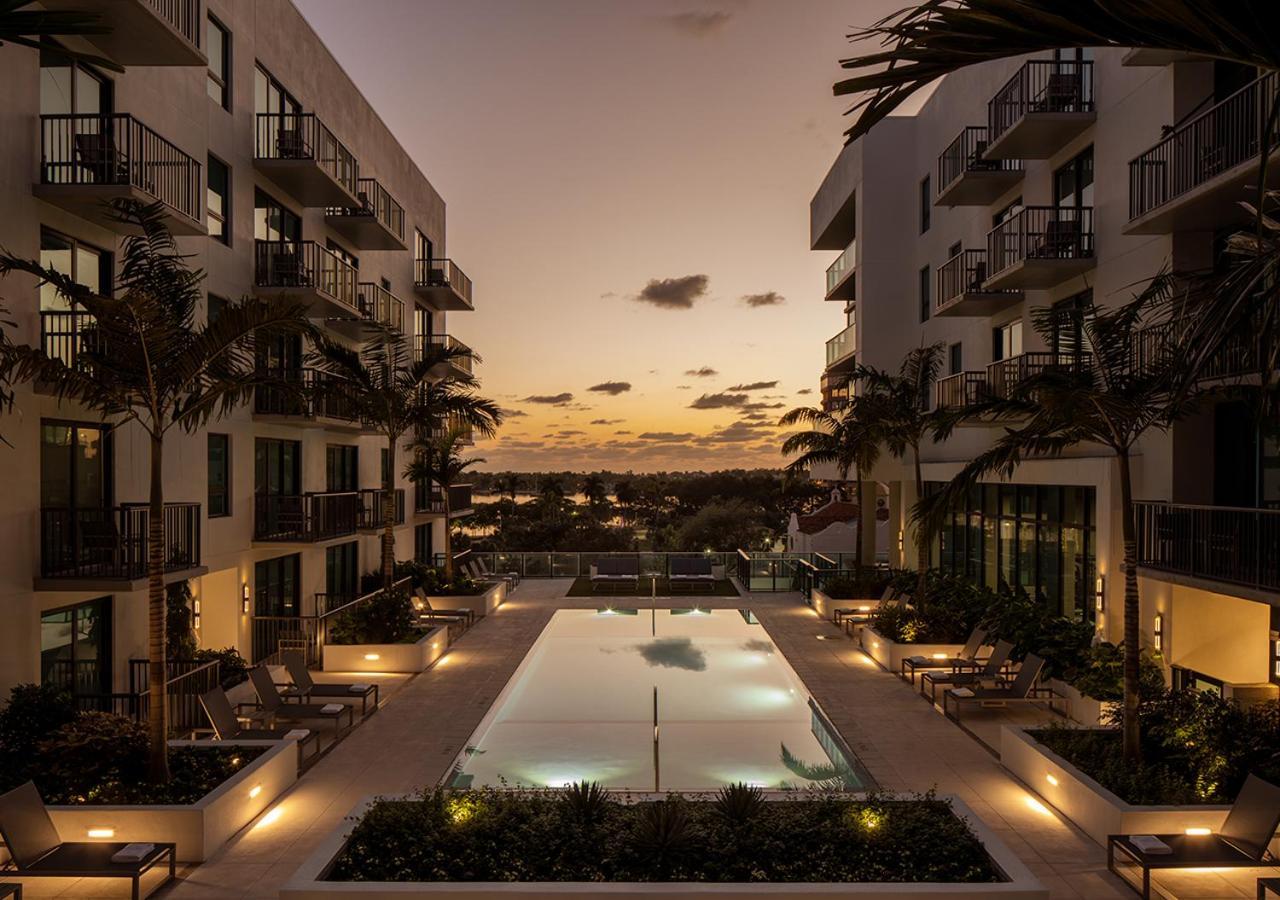 فندق Aka West Palm غرب شاطئ بالم المظهر الخارجي الصورة