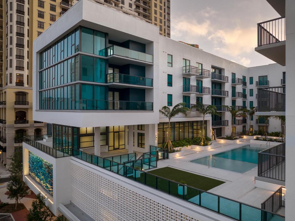 فندق Aka West Palm غرب شاطئ بالم المظهر الخارجي الصورة